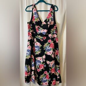 Torrid Vibrant Floral Patterned Dress with V neck front and back size 16